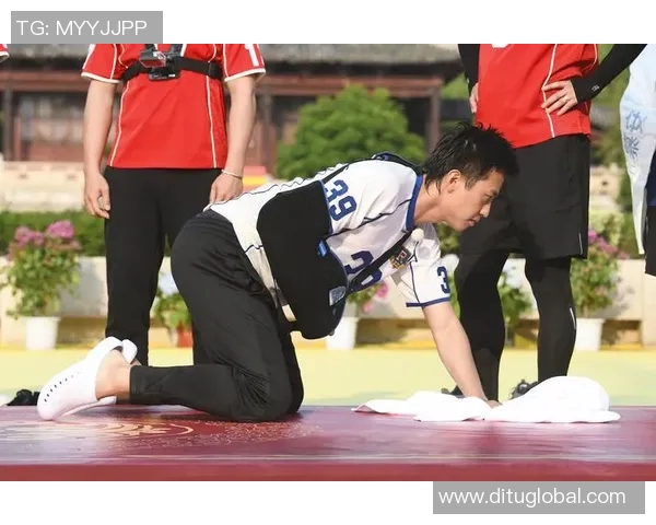 跑男第六季足球明星齐聚挑战赛场展现激情与友谊